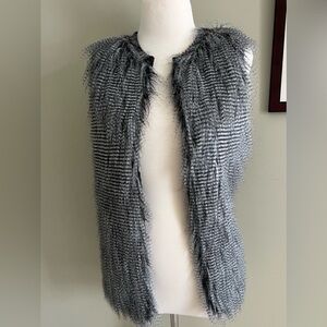 Faux fur sweater vest sz Small